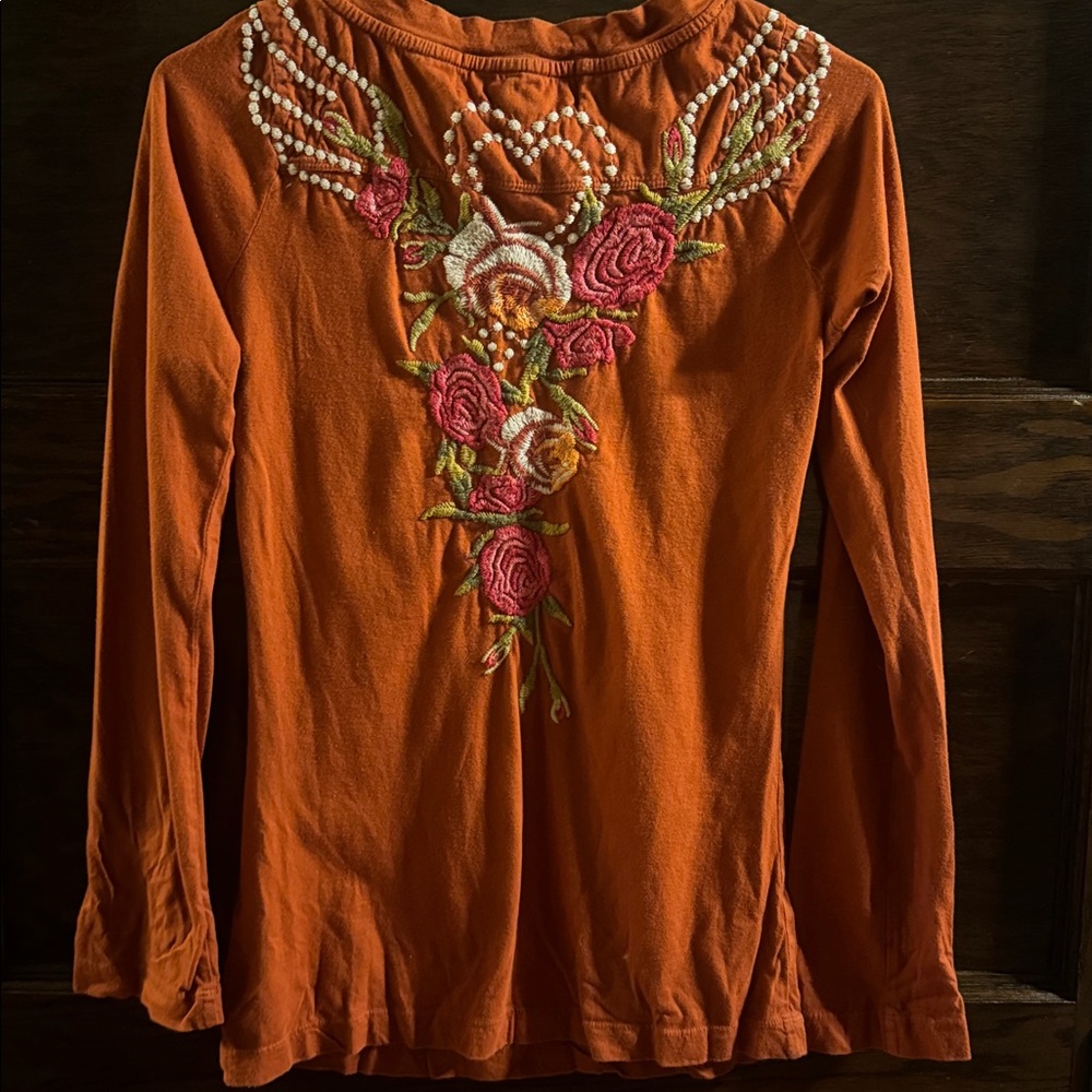 JWLA, Johnny Was, Orange Embroidered V-Neck Long Sleeve Top, Size Small - Picture 3 of 8